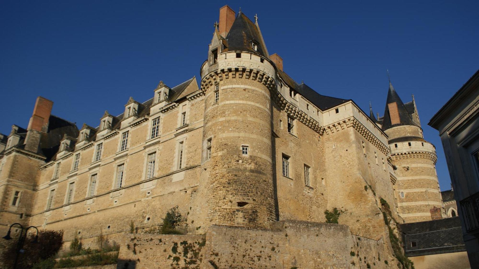 Chateau De Durtal Bed and Breakfast Esterno foto
