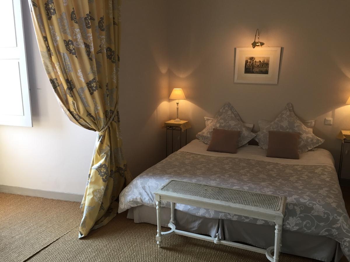 Chateau De Durtal Bed and Breakfast Esterno foto